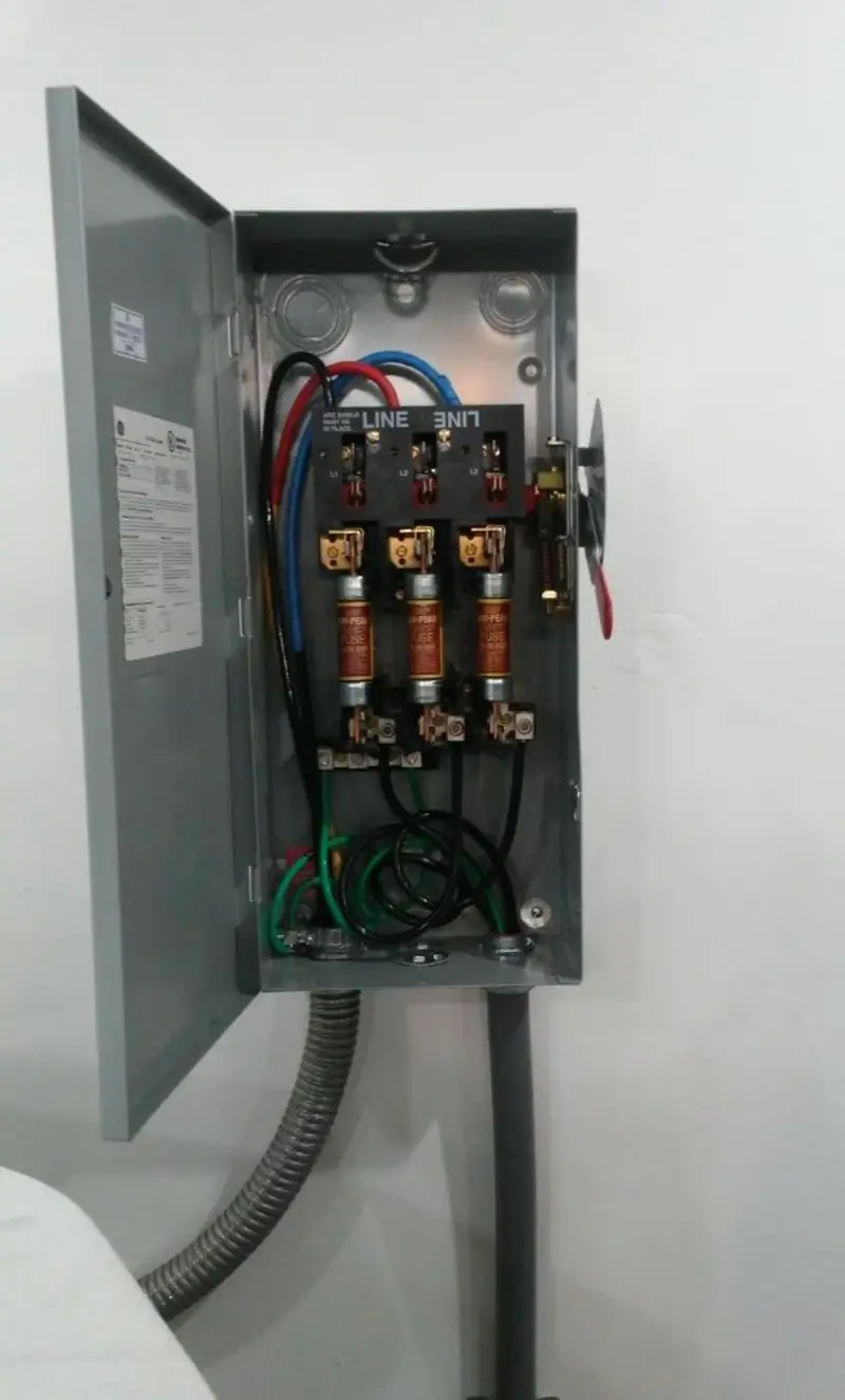 Three-phase disconnect switch installed for Electrical Wiring & Rewiring in Ontario